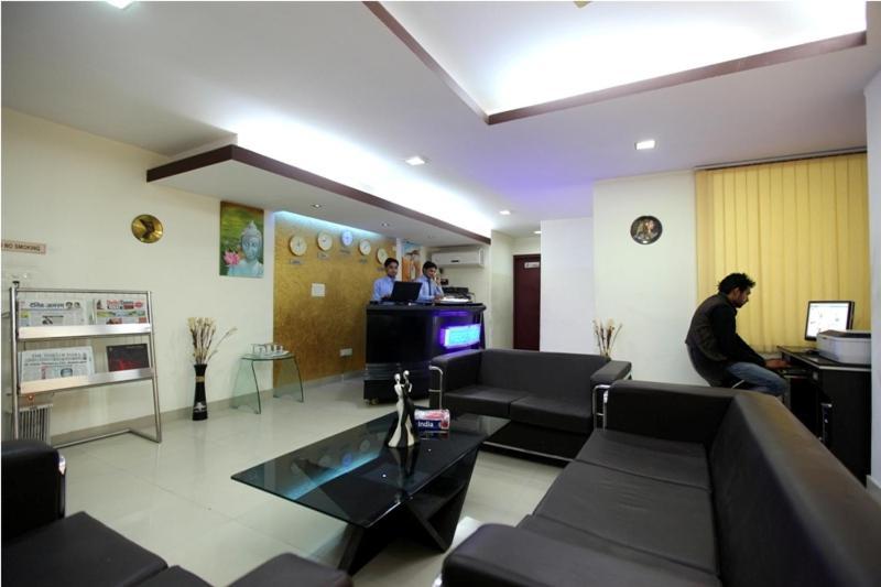Hotel Airport City Near Delhi International Airport Нью-Дели Экстерьер фото