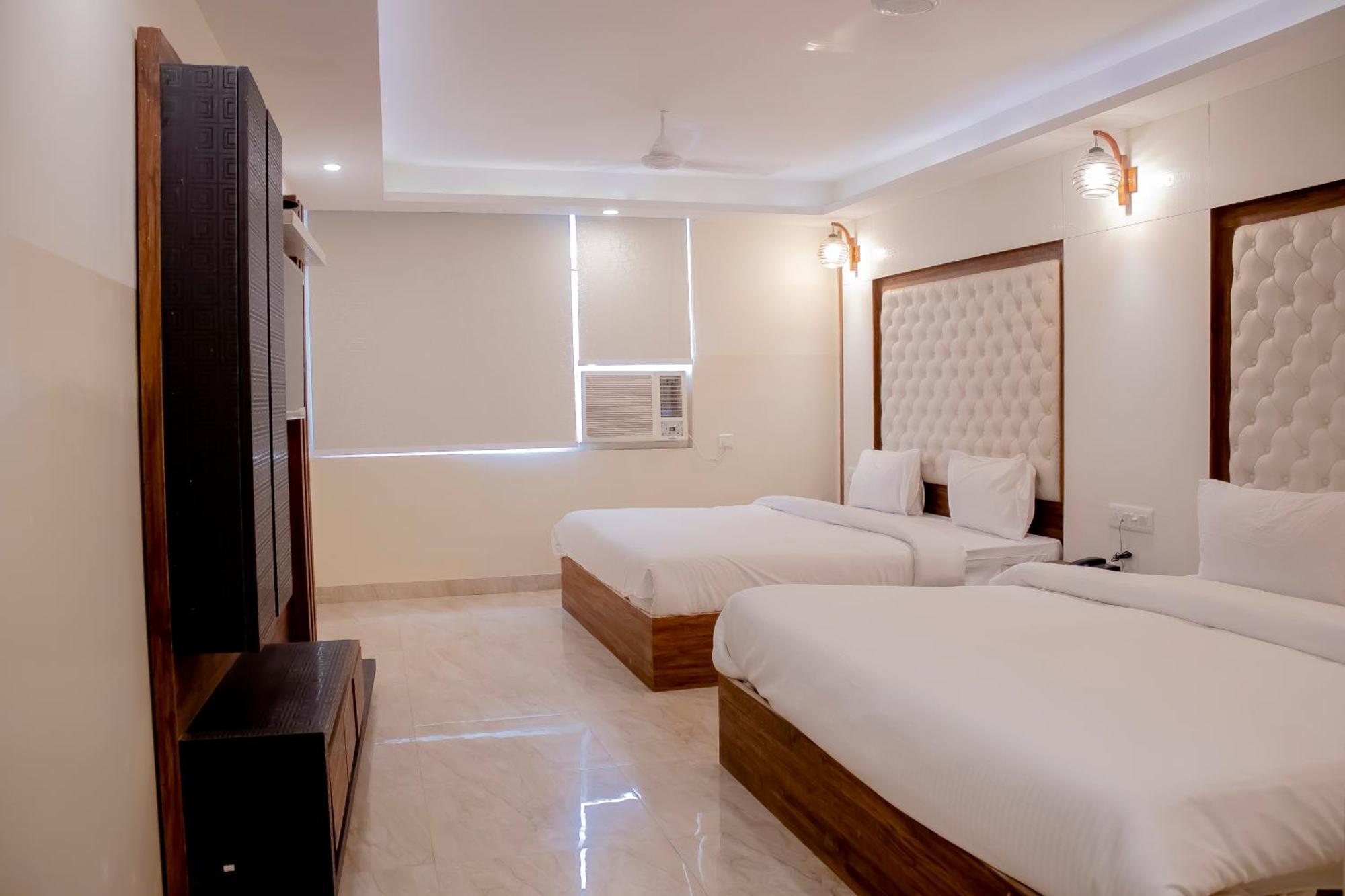 Hotel Airport City Near Delhi International Airport Нью-Дели Экстерьер фото